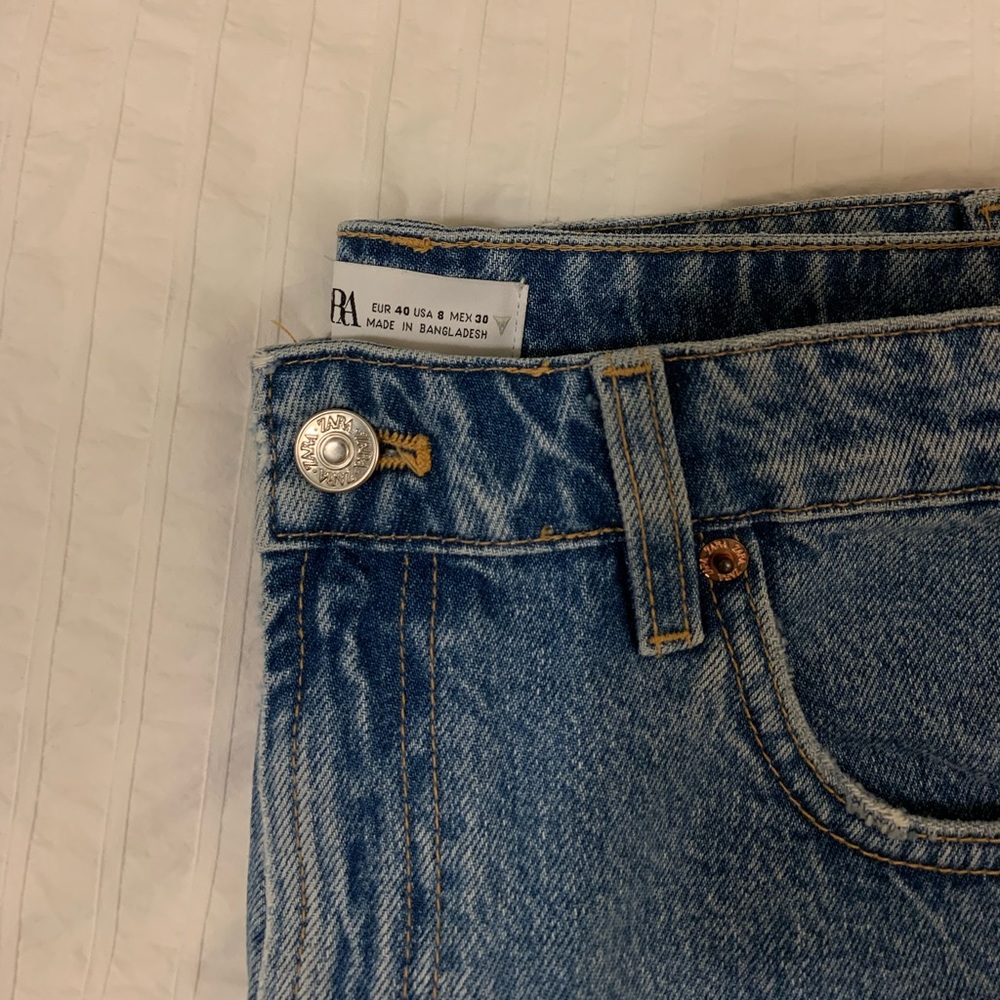 Zara - Mom Jean Shorts